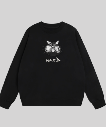 Black Embroidery Static Cat Sweatshirt