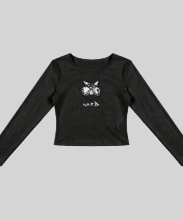 Black Embroidery Static Cat Long Sleeve Fitted Crop Top